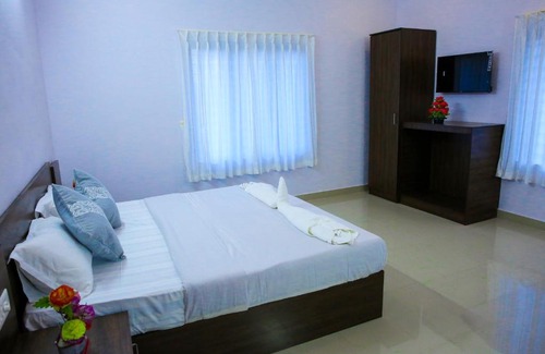 Elappara Casa | Hilllway Homestay Kumily