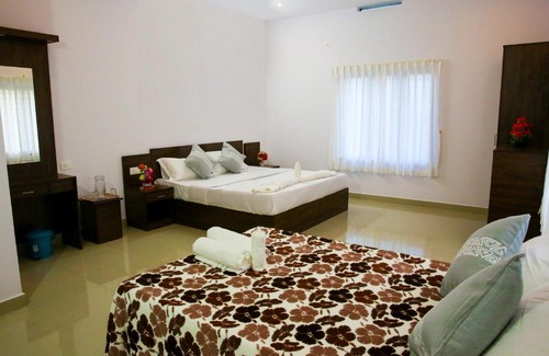 Elappara Casa | Hilllway Homestay Kumily