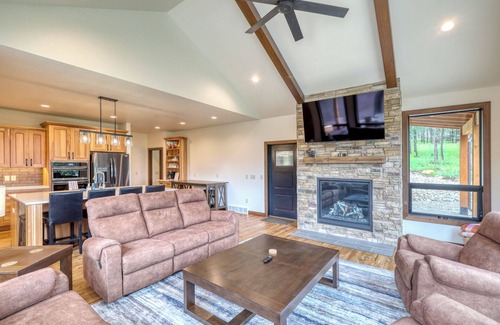 Lead Casa | Hills Coop in Powderhouse Pass!