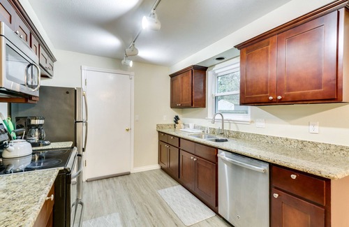 Hillsboro Casa | Hillsboro Home w/ Fire Pit ~ 15 Mi to Portland!