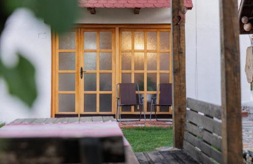 Central Serbia Casa | Hillside Apartment Kruna