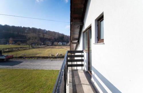 Vama Buzaului Casa | Hillside Chalet