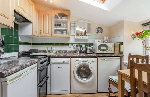 Peasedown Saint John Cabaña | Hillside Cottage