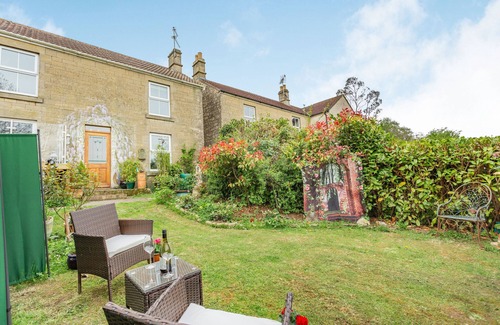 Peasedown Saint John Cabaña | Hillside Cottage