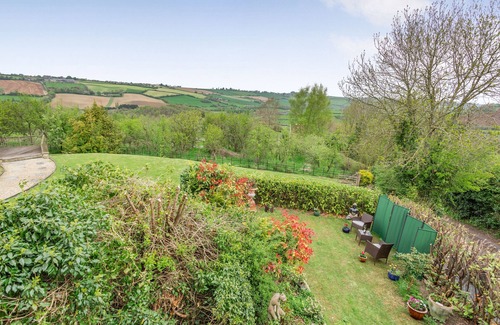 Peasedown Saint John Cabaña | Hillside Cottage