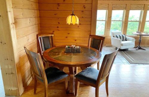 Rutherfordton Casa | Hillside Haven Cabin - Amazing Views with Hot Tub, Rutherfordton, NC