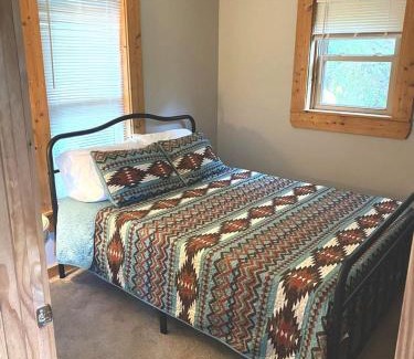 Rutherfordton Casa | Hillside Haven Cabin - Amazing Views with Hot Tub, Rutherfordton, NC