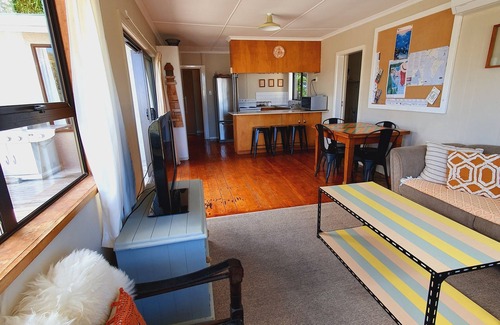 Mahia Casa | Escondite en la ladera en medio de Mahia