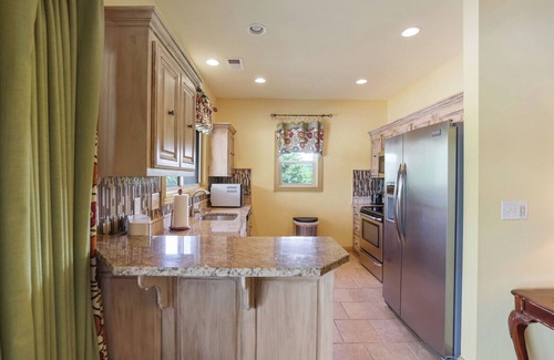 Goodlettsville Apartamento | Hillside Hideaway - Pool + Great Amenities Close to Nashville