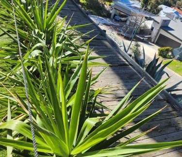 Wembley Downs Chalet De Esquí | hillside holiday house near the sea