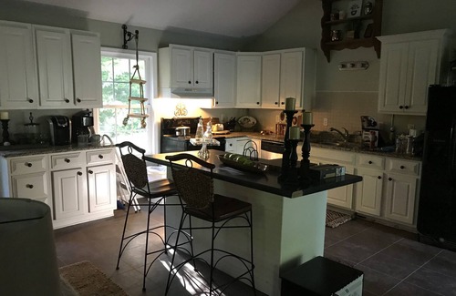 Baxter Casa | Hillside Loft at Window Cliff Valley at Burgess Falls