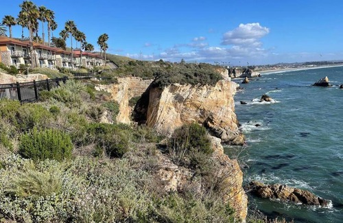 Arroyo Grande Casa | Hillside view with hot tub!