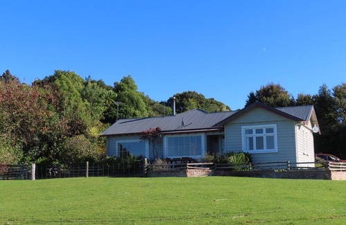 Papatowai Casa | Hilltop Accommodation Catlins - Lodge