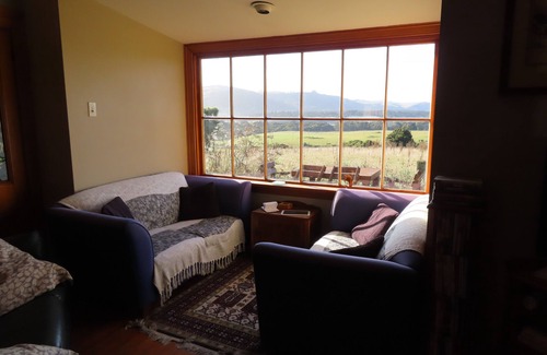 Papatowai Casa | Hilltop Accommodation Catlins - Lodge