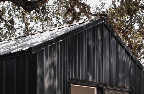 Uvalde Otro | Hilltop Artist Cabin