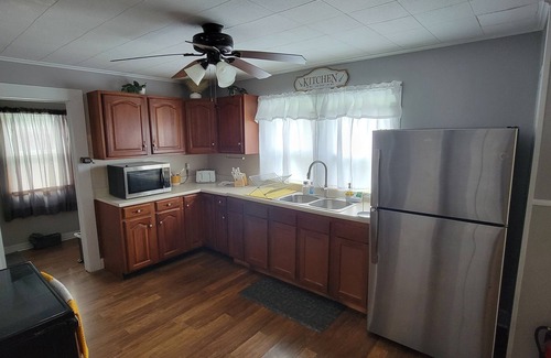 Irving Casa | Hilltop Estate Minutes from Sunset Bay Beach & Cattaraugus Creek