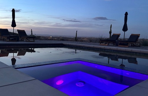 Paso Robles Casa | Hilltop Haven: Panoramic Views & Endless Adventure