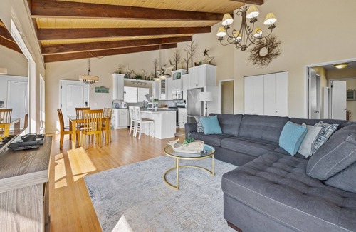 Morro Bay Casa | Hilltop Haven with panoramic views of Morro Bay Rock & Pacific Ocean with deck