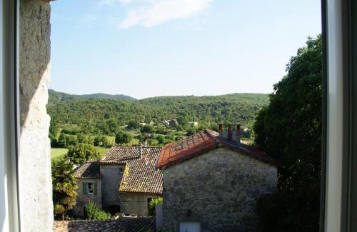 Brujas Casa | Hilltop Hideaway near Beaulieu