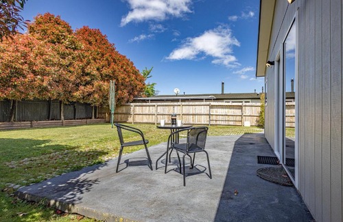 Hilltop Casa | Hilltop Hideaway - Taupo Holiday Home
