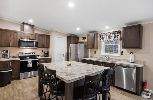 Ashland Casa | Hilltop Hideaway