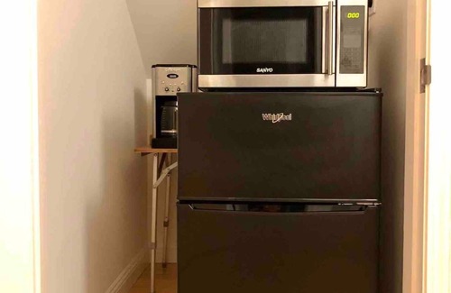 Bernal Heights Apartamento | Hilltop House Guest Suite with Stunning View with very easy street parking