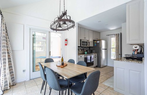 East Stroudsburg Casa | Hilltop Lookout Cozy 3BD