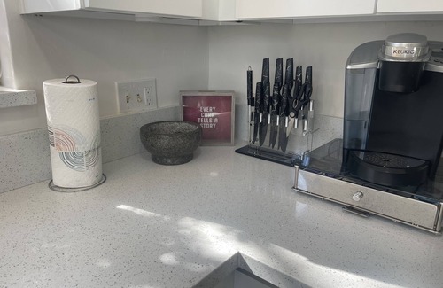 Wofford Heights Casa | Hilltop O & A minutes to Alta Sierra and to Kernville. Remodeled Mountain home!