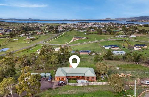 Sorell Casa | Hilltop Retreat, Water Views