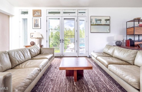 Hillsdale Casa | Hilltop: Spectacular vista, true luxury with pool.