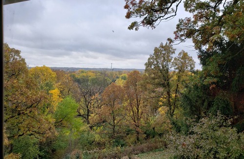 Ottawa Casa | Hilltop Villa Near Starved Rock State Park