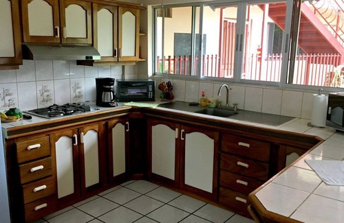 Jaco Casa | Villa en la cima de la colina con piscina con vistas a Jaco