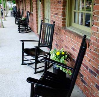 Blowing Rock Hotel | Hillwinds Inn - Blowing Rock