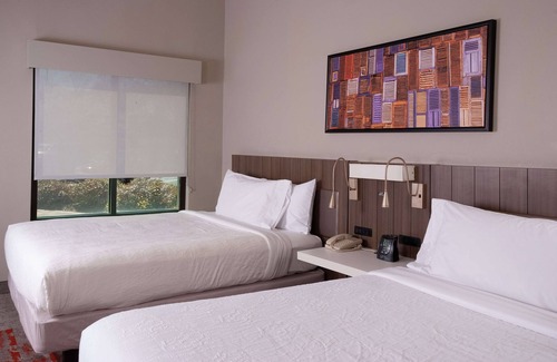 College Park Hotel | Hilton Garden Inn Atlanta Airport/Millenium Center