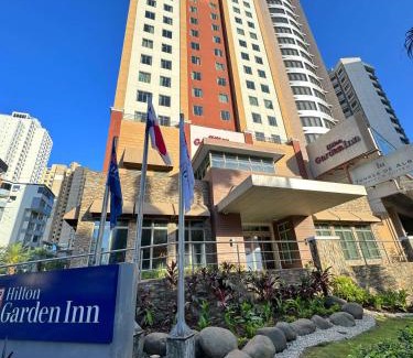 El Cangrejo Hotel | Hilton Garden Inn Panama City Downtown, Panama