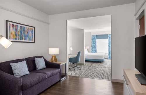 West Palm Beach Hotel | Hilton Garden Inn West Palm Beach Airport
