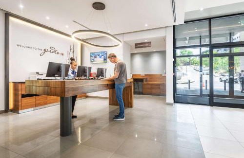 Windhoek Central Hotel | Hilton Garden Inn Windhoek