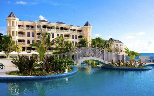 Diamond Valley Complejo | Hilton Grand Vacations Club The Crane Barbados