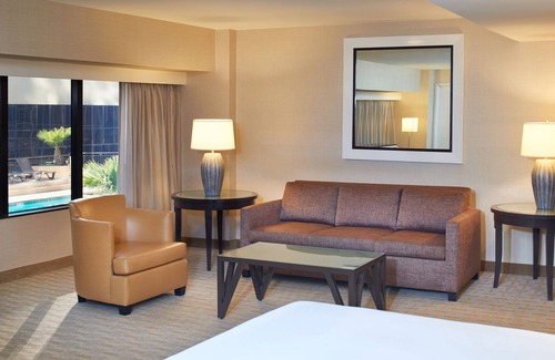 Los Angeles Hotel | Hilton Los Angeles Airport