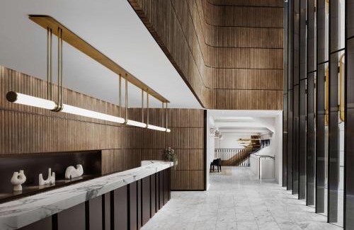 Melbourne Central Business District Hotel | Hilton Melbourne Little Queen Street
