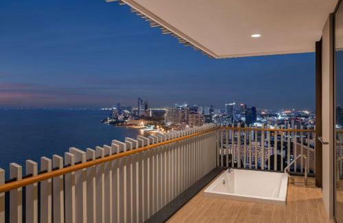 Pattaya Bay Complejo | Hilton Pattaya