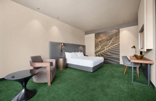Santa Marinha Hotel | Hilton Porto Gaia