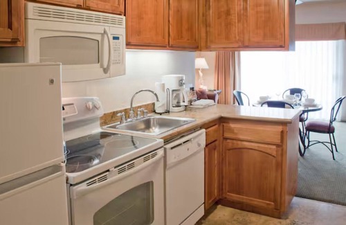 Callender Complejo | Hilton Vacation Club San Luis Bay Avila Beach - 1 BR Studio with kitchen
