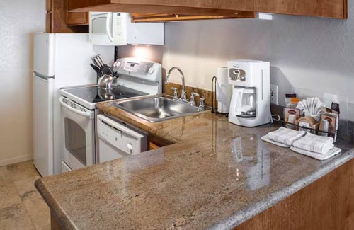 Callender Complejo | Hilton Vacation Club San Luis Bay Avila Beach - 1 BR Studio with kitchen