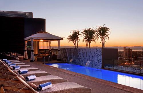 Windhoek Central Hotel | Hilton Windhoek