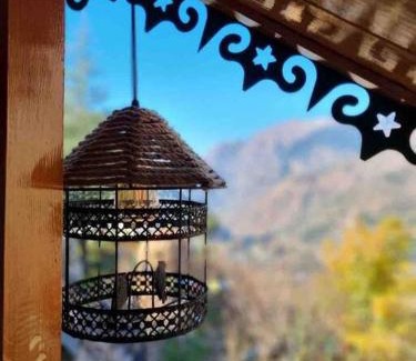 Banjar Chalet De Esquí | Himalayan Abode Tree House