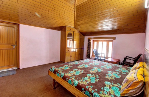 Palchan Cama Y Desayuno | Himalayan Mountain Sojourns , Cottage and rooms