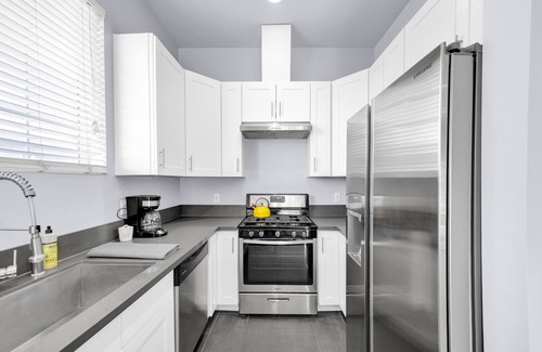 North Hollywood Casa | Hinds by AvantStay Duplex in North Hollywood