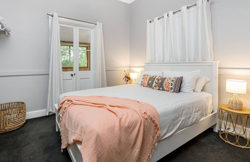 Burringbar Casa | HINTERLAND OASIS