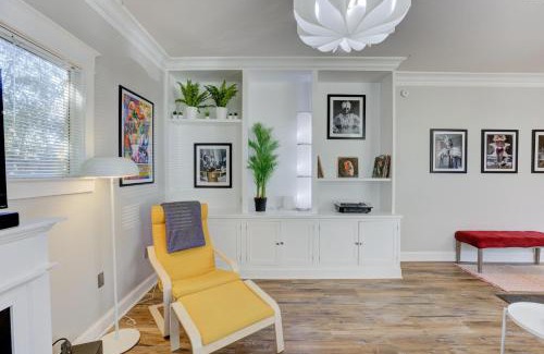 Midtown Casa | Hip and Spacious Midtown Cottage near Beale Street